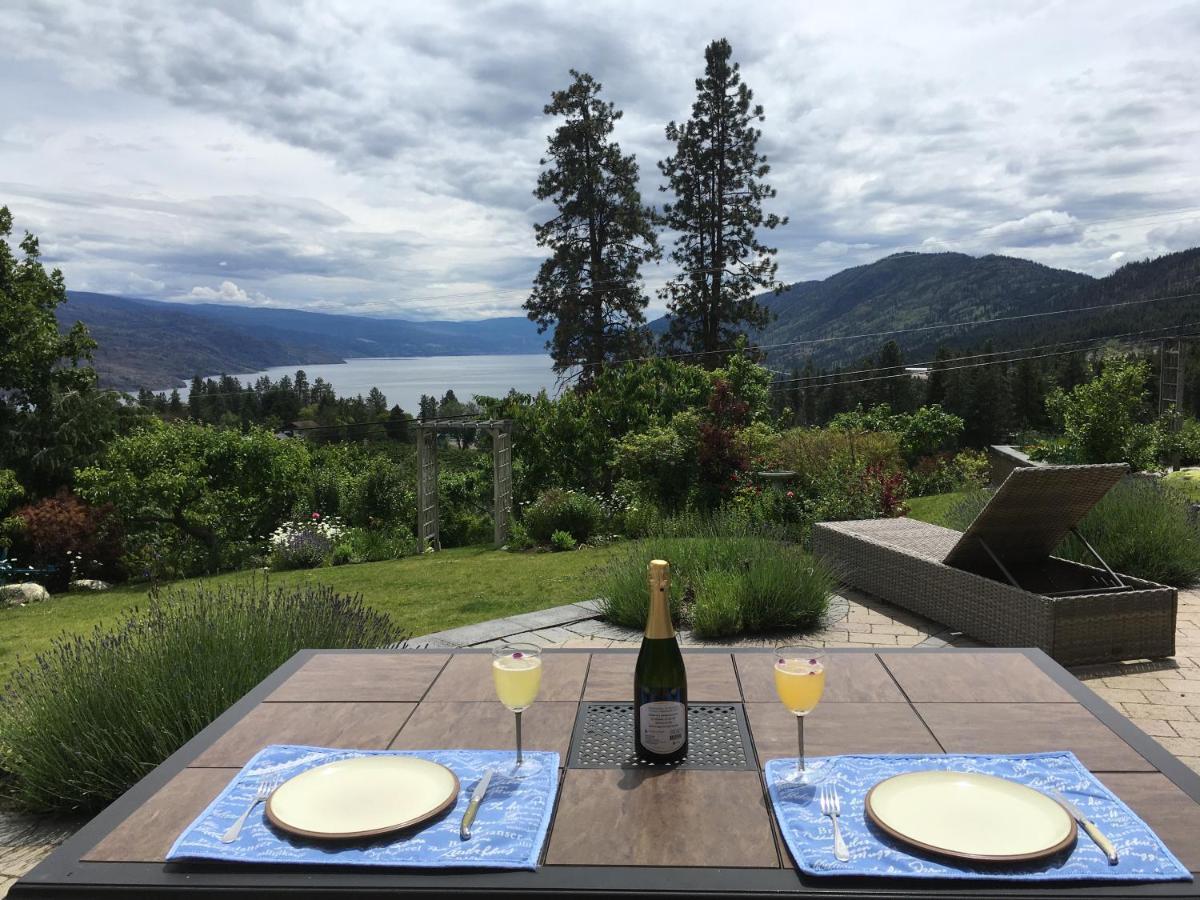 Lakeview Gardens B&B Peachland Exterior foto